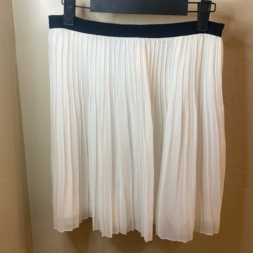 Trouve mini pleated skirt- S